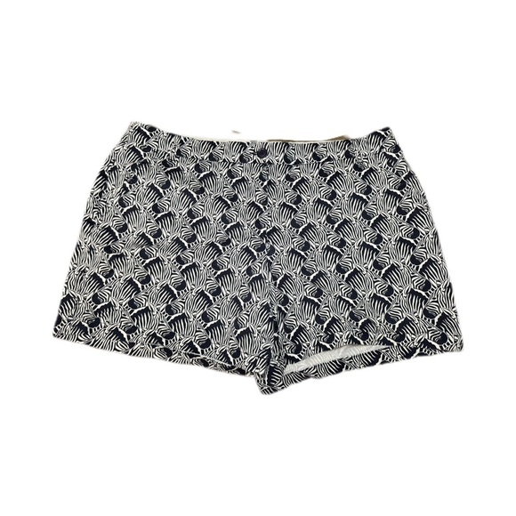 Crown & Ivy Black and White Zebra Head Shorts - Picture 1 of 3